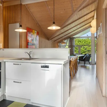 Holiday home Near Center, Quiet And Secluded Lot,